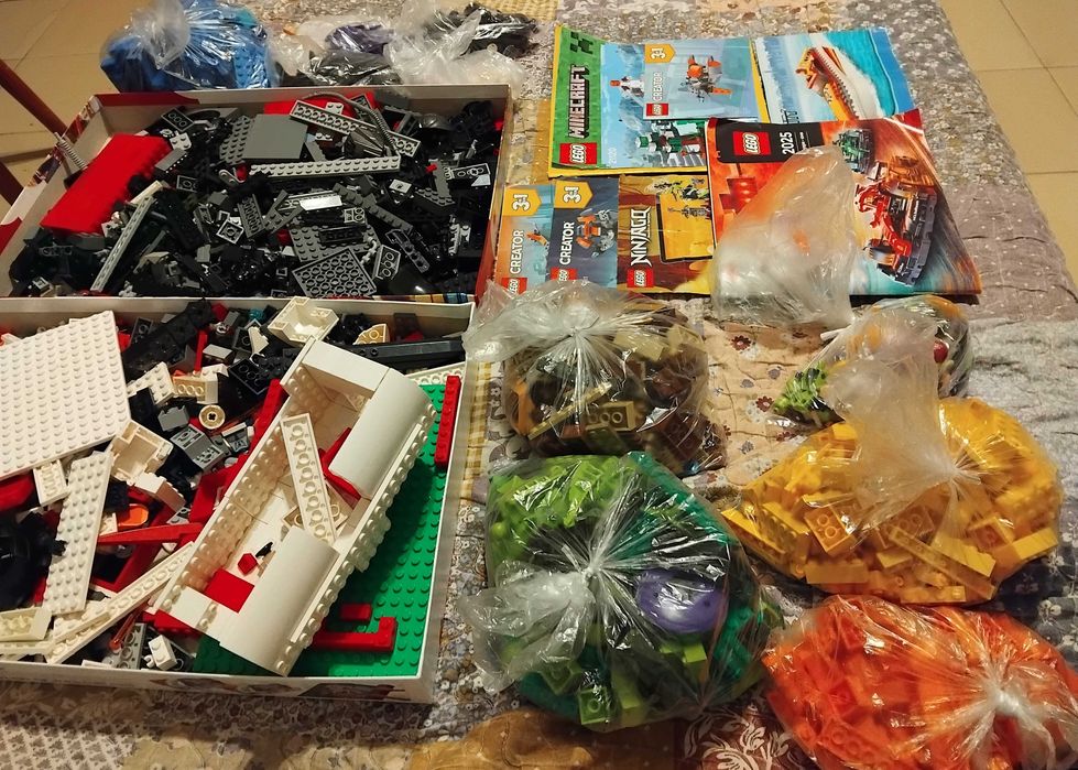 Няколко конструктора LEGO - 15 евро за всичко на снимките