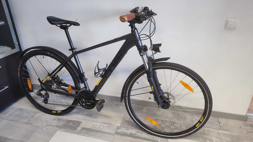 Vand Bicicleta CUBE AIM 29” L – impecabilă full echipată si service recent