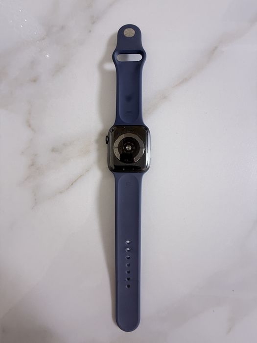 Продам apple watch 5, 44 mm.