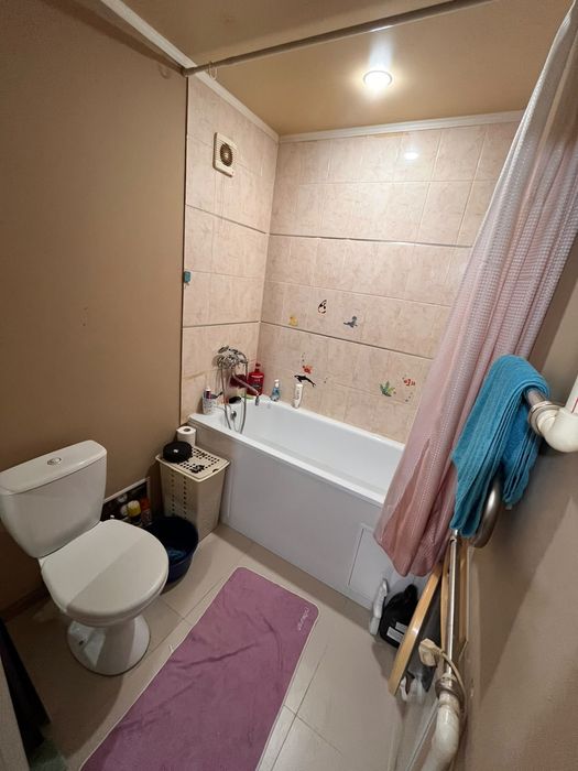 Продам 2 комнатную