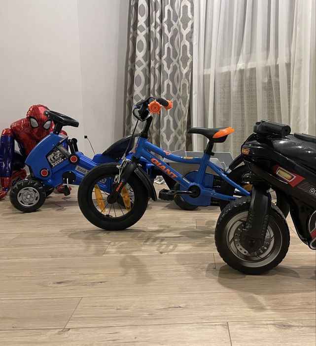 Велоспипед детский Giant 12диаметр