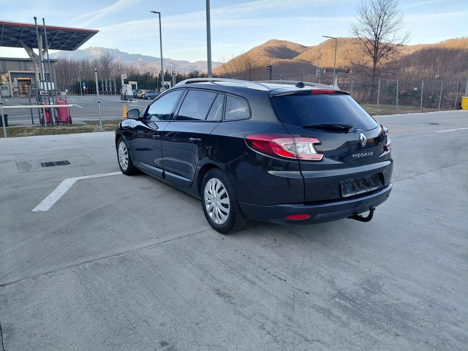Renault megane facelift 3  1,9 diesel 130 cai an 2010 euro 5 Navigație/Carli/Incalzire  scaune