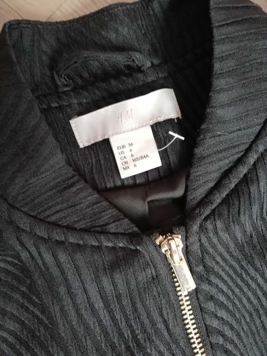 H&M черно преходно яке