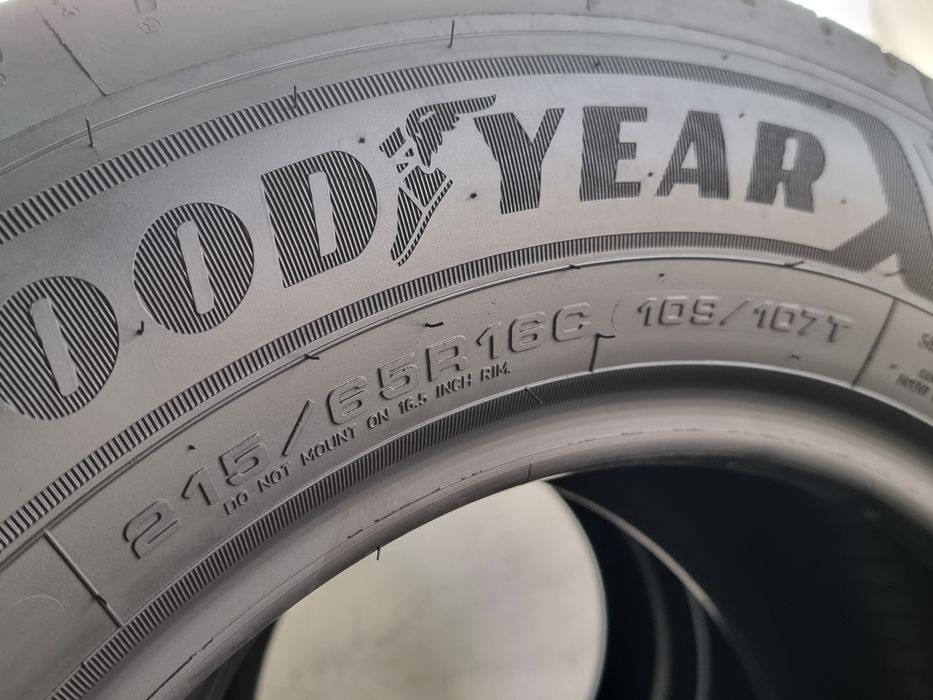 "Dot 25" 215/65/16 С Goodyear 4Броя: 270€ 8мм