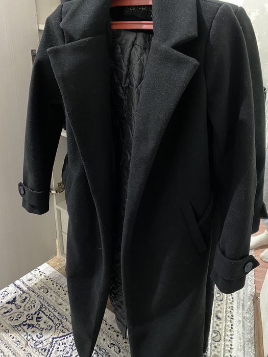 Пальто женская черная