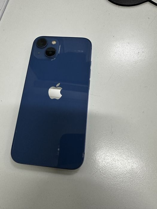 Vand telefon  Iphone 13