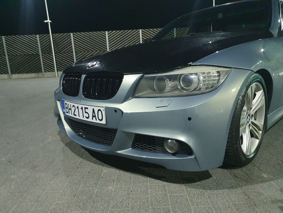 Vand bara m e90 lci in perfecta stare