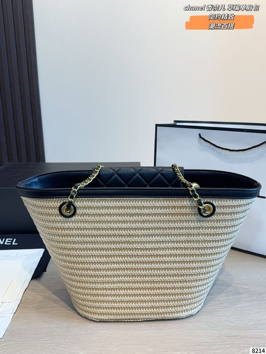 Geanta Chanel rafie pe comanda