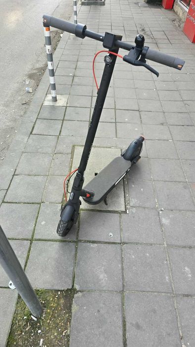 Електрическа тротинетка Xiaomi Mi Electric Scooter Pro 4