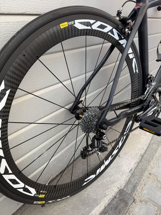 Карбонов шосеен велосипед  campagnolo veloce