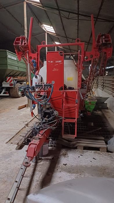 Met tehnofavorit 2015 2500 litri full hidraulic diuze antivant 24m