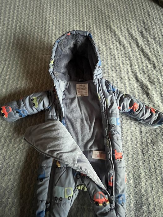 Чисто нов син космонавт