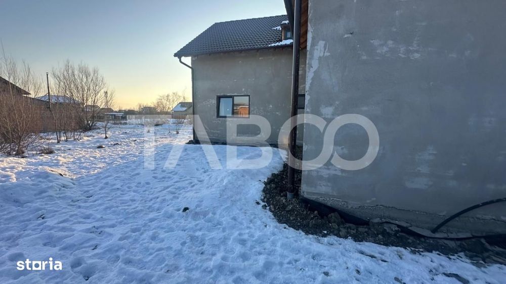 Casa 4 camere  de tip duplex 140 mpu 2 bai zona Veterani in Sibiu