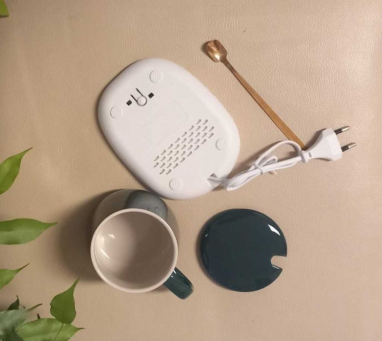 Set nou cadou: cana ceramica verde cu incalzitor electric ideala pentru birou