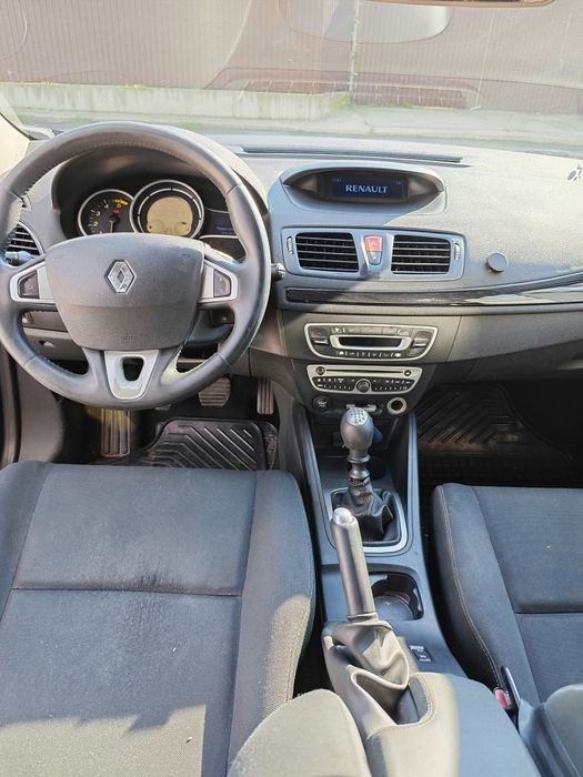 RENAULT Megane 2011 — imagine 4
