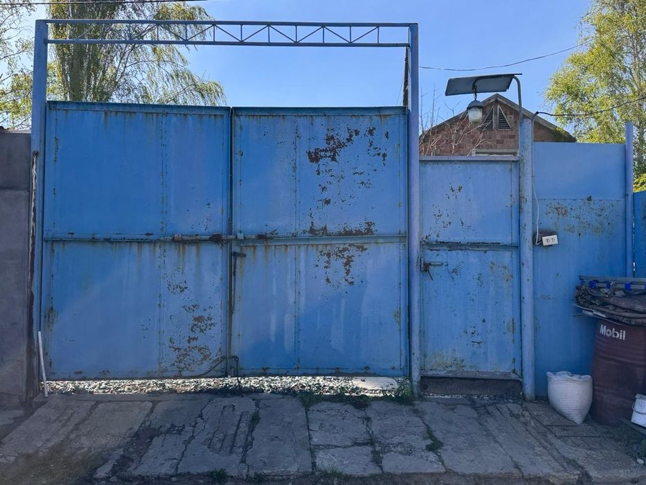Ворота в частный дом, дачу.