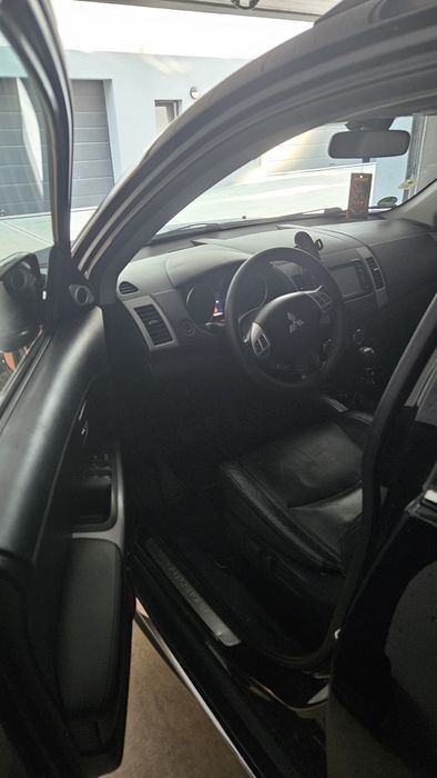 MITSUBISHI Outlander 2011 — imagine 5