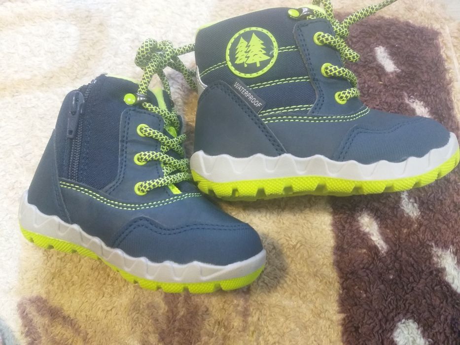 Зимние ботинки детские