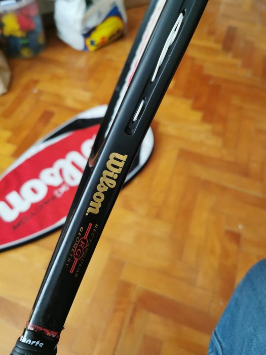 Rachetă tenis Wilson sting ultra se vinde cu tot cu hus