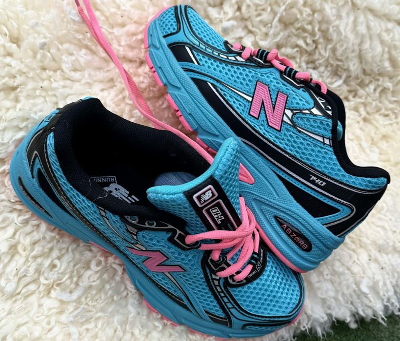 New Balance жестоки цветове нови с оригиналната си кутия 38.5 номер