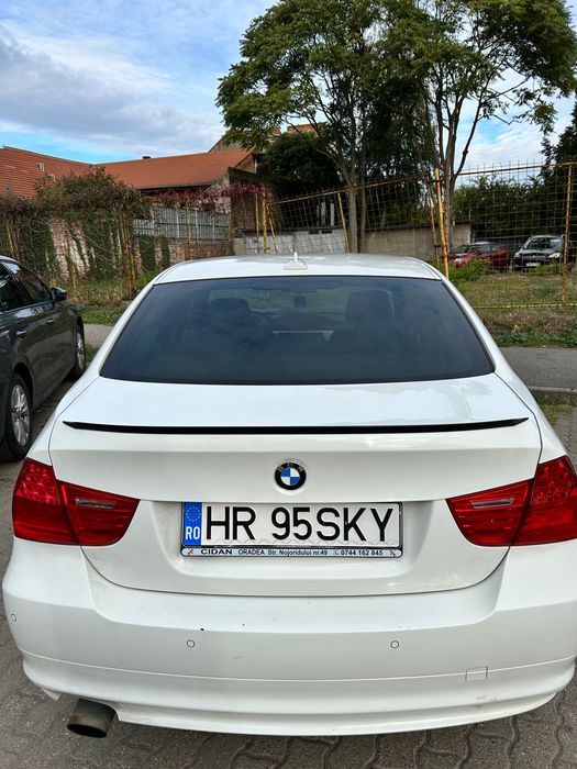 BMW 3 Series 2011 — imagine 4