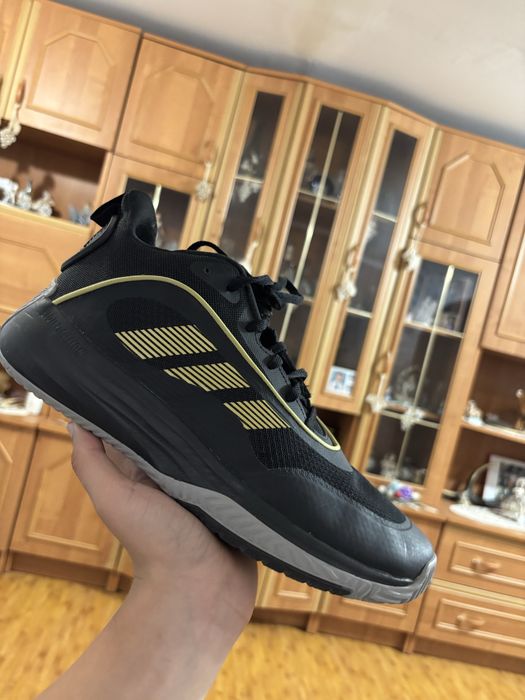 Adidas in stare buna