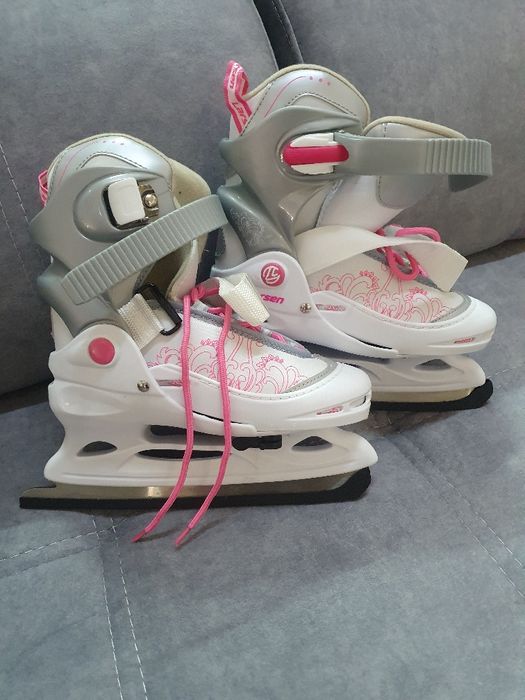 Продам коньки для девочки