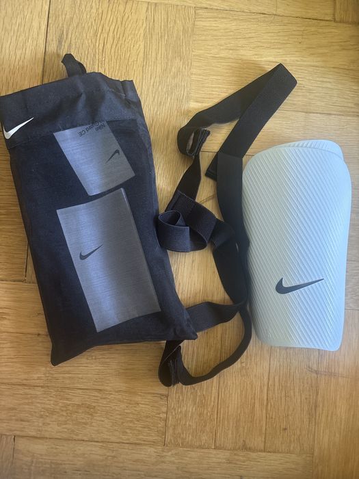Кори nike разнер L