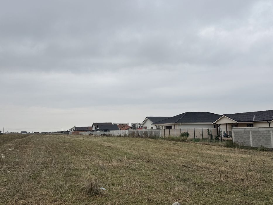 Vand teren Santandrei 0721/518000