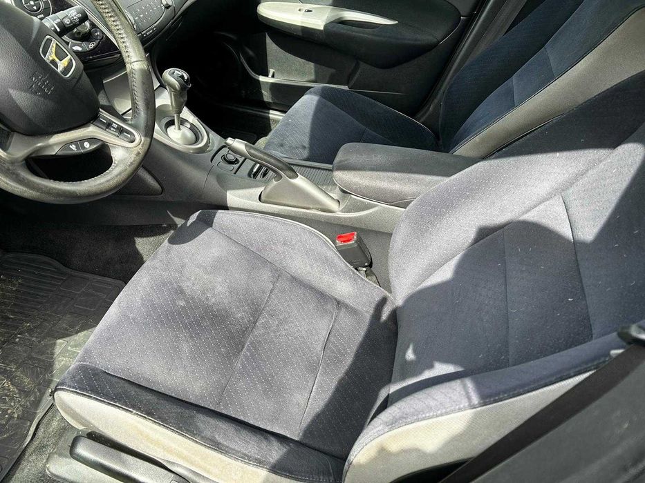 Vand Honda Civic VIII Hatchback , 2.2 diesel 140 cp, unic proprietar