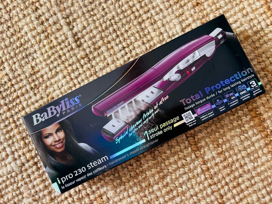 Placă de îndreptat părul BaByliss Paris Pro Steam Ceramic Intense ST292E 10 trepte temperatură, 2 trepte intensitate aburi – ca nouă
