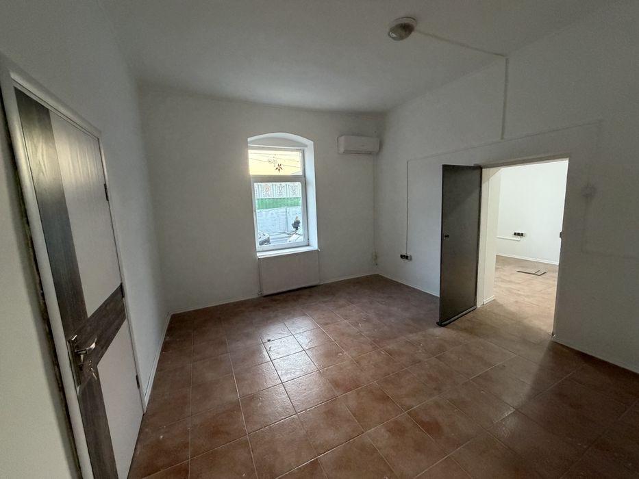 Spatiu de inchiriat