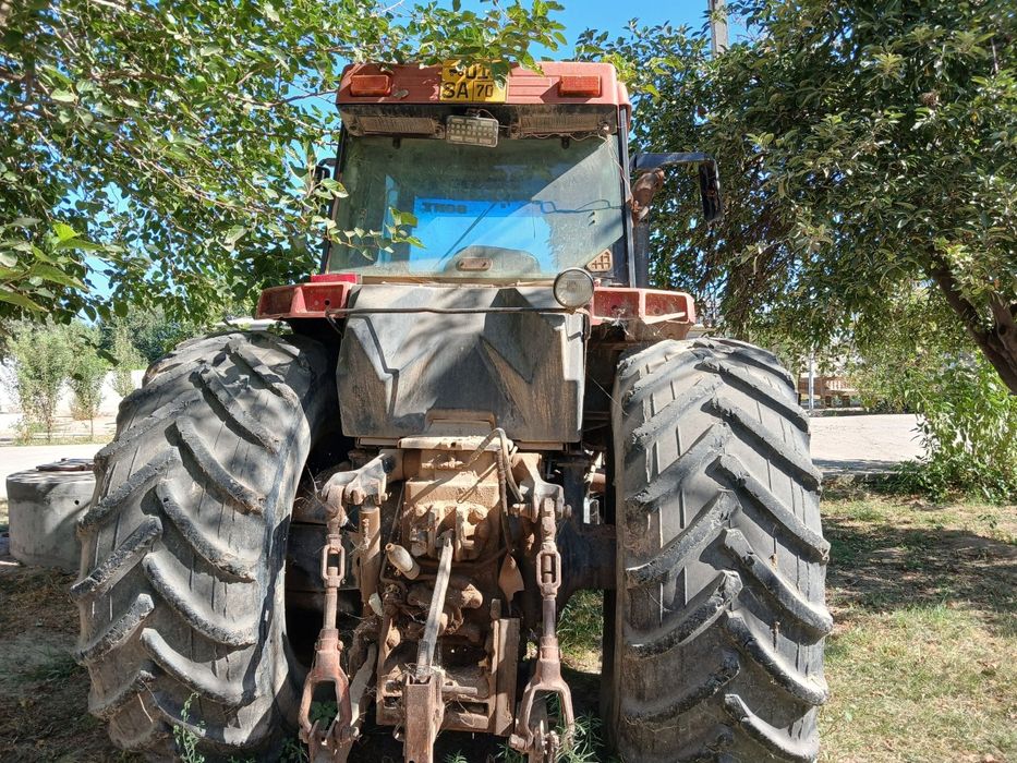 Magnum      8940