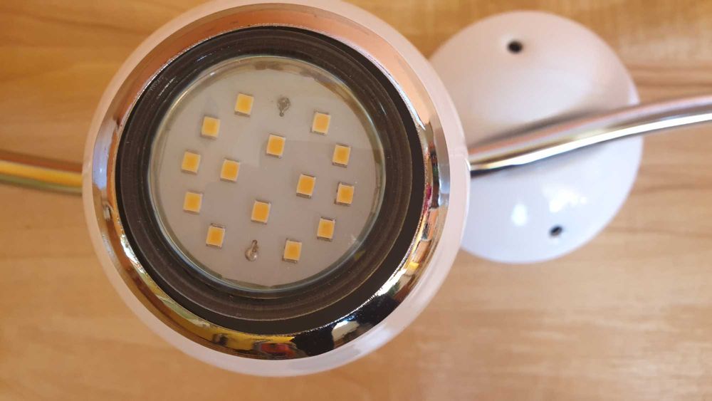 Лед Осветително таванско тяло на половин цена