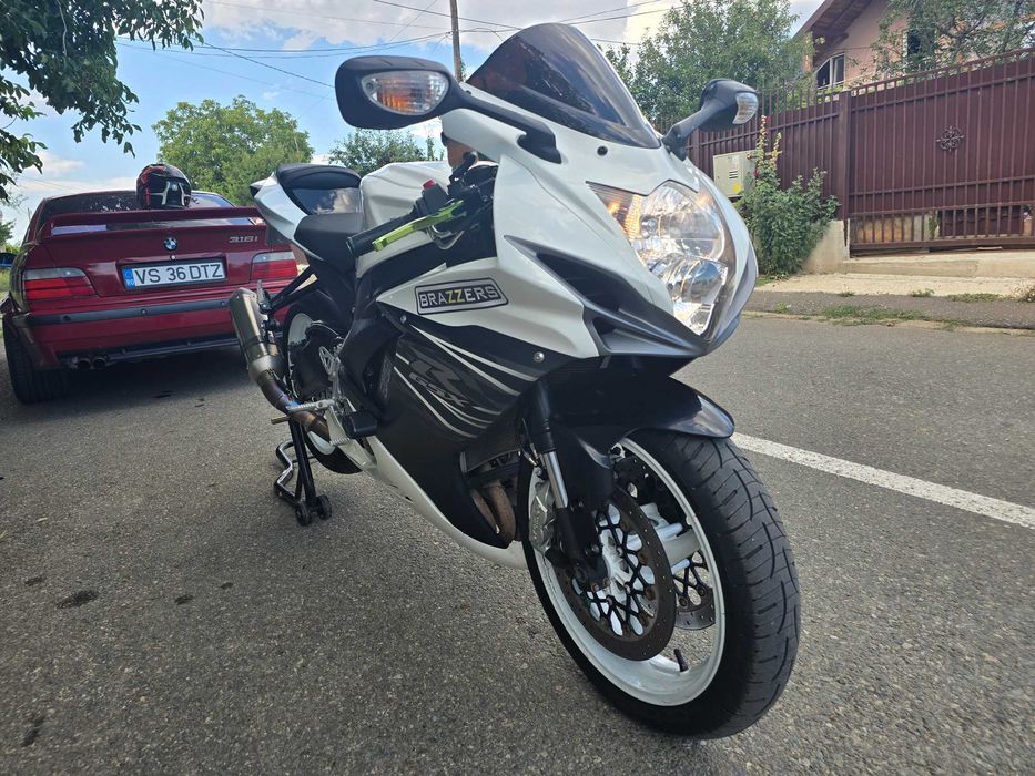 Vand SUZUKI GSX-R 600 L3 2013