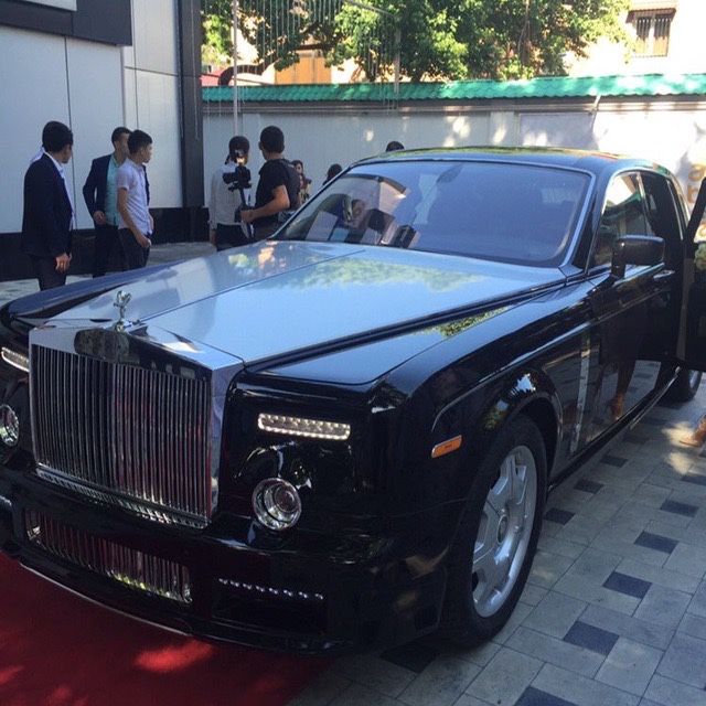 Свадебный картеж  Встреча и проводы на вышим уровне Vip гостей