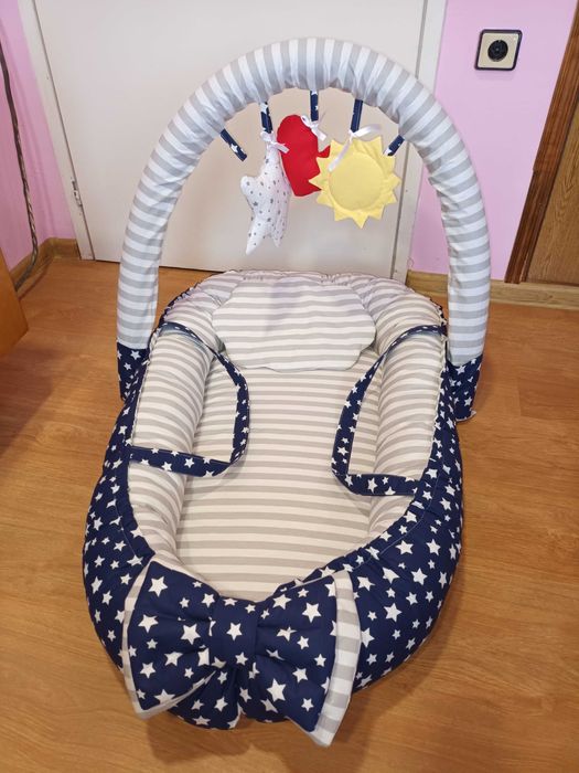 Бебешко гнездо с арка за играчки