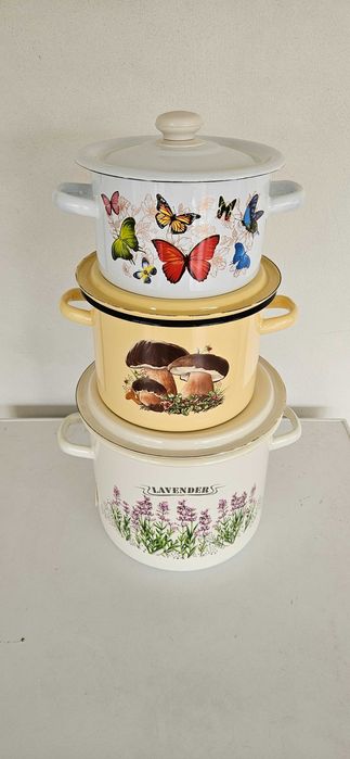 Руски емайлирани тенджери