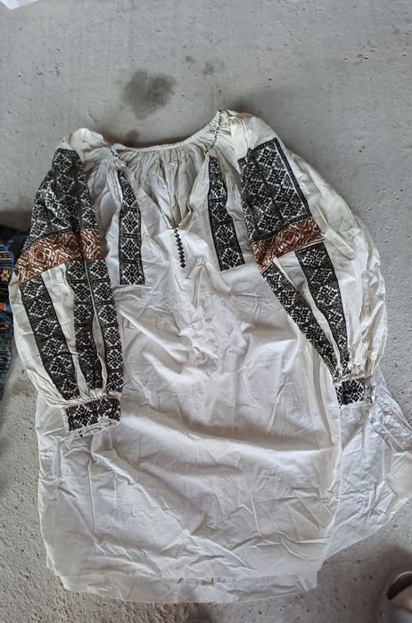 Costum popular vechi