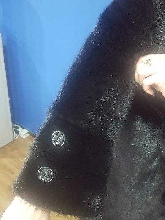 Продам шикарную шубку