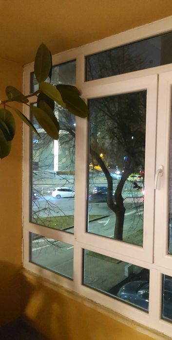 Продавам PVC-дограма в добро състояние