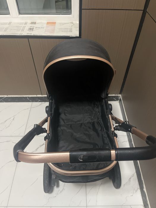 Продам дутскую коляску