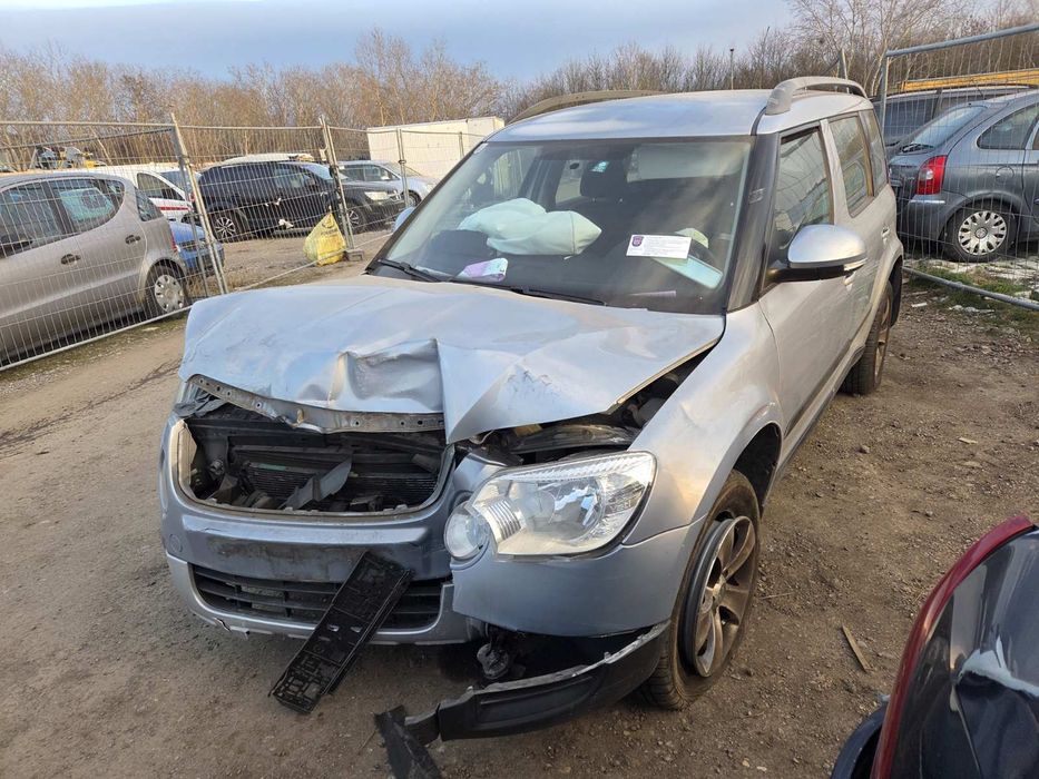 Шкода  Йети 1.2 тси на части