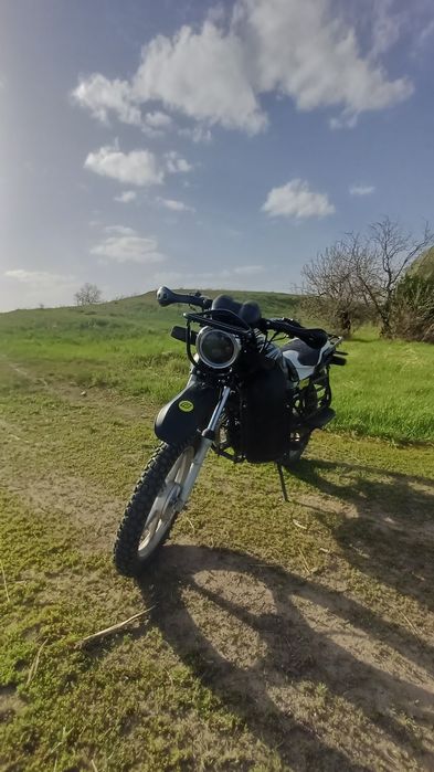 Продам мотоцикл Yaqi 200