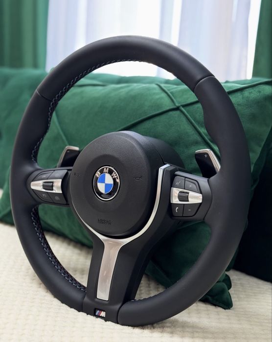 Volan NOU M Packet BMW F10/F11/F01/F07 cu padele si airbag