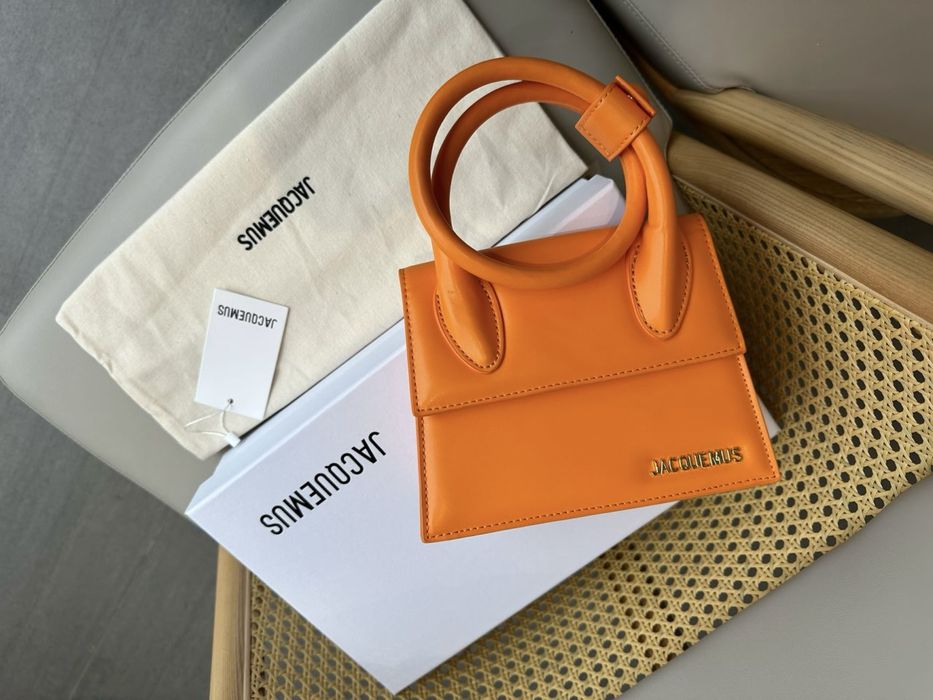 Jacquemus Le Chiquito The Knot мини чанти - Чисто нови | Оригинални