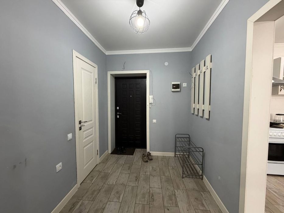 Продам евро двухкомнатную квартиру