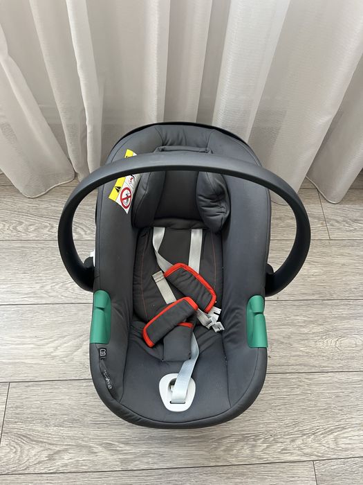 Scoica auto Cybex Aton B2 i-size