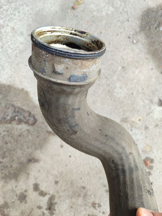 Мерседес. Патрубок интеркуллера. Подходит на разные модели.