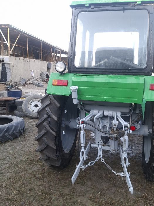 Traktor ttz 80.10